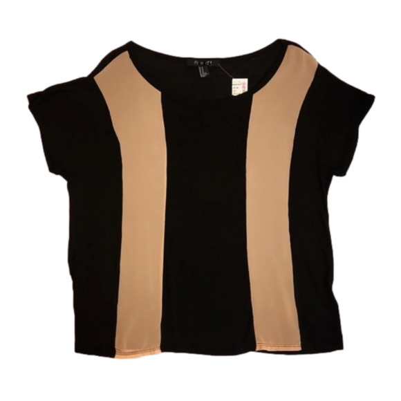 Nwt Juniors Forever 21 black top with sheer light peach/tan panels size Medium. - Picture 9 of 12